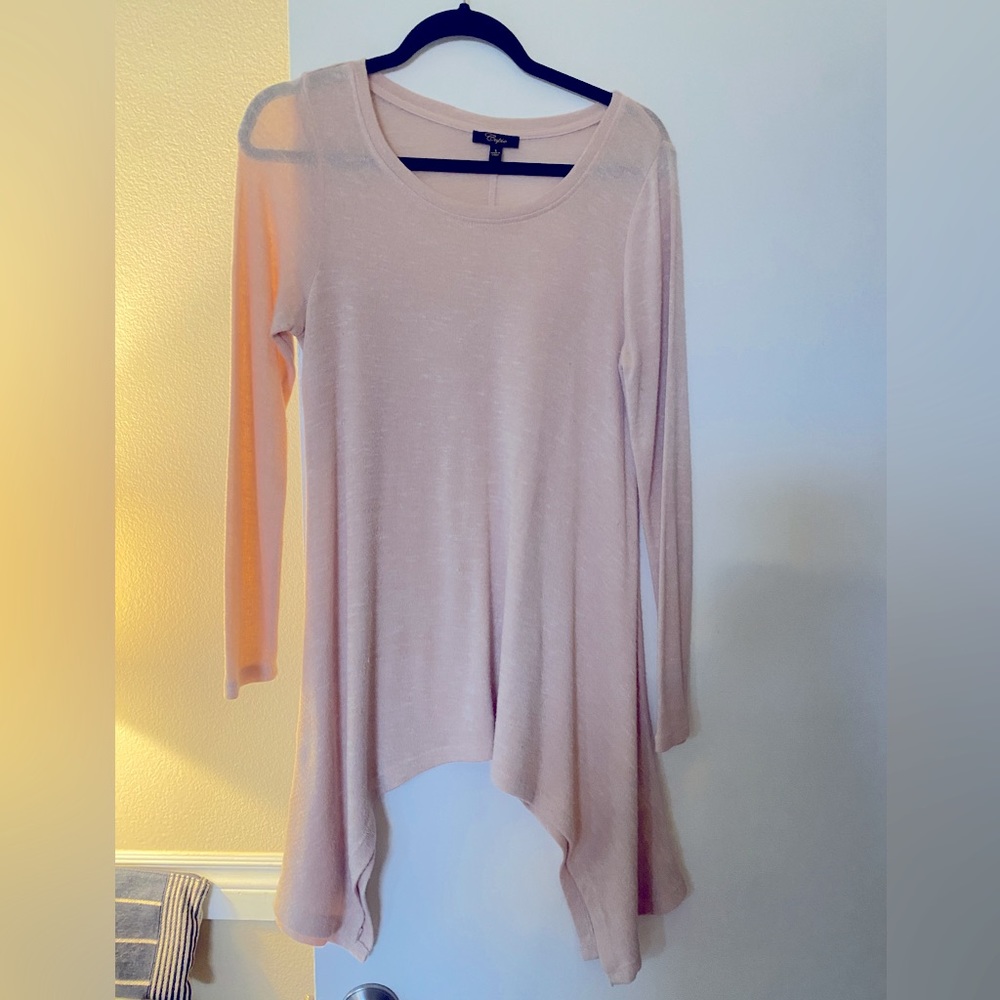 Blush color tunic sweater